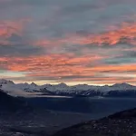 Mountain Escape With Fireplace Apartamento *