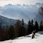 Mountain Escape With Fireplace