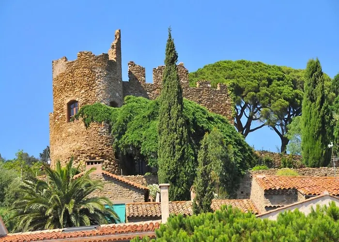 Mountain Escape With Fireplace ヴェゾナ